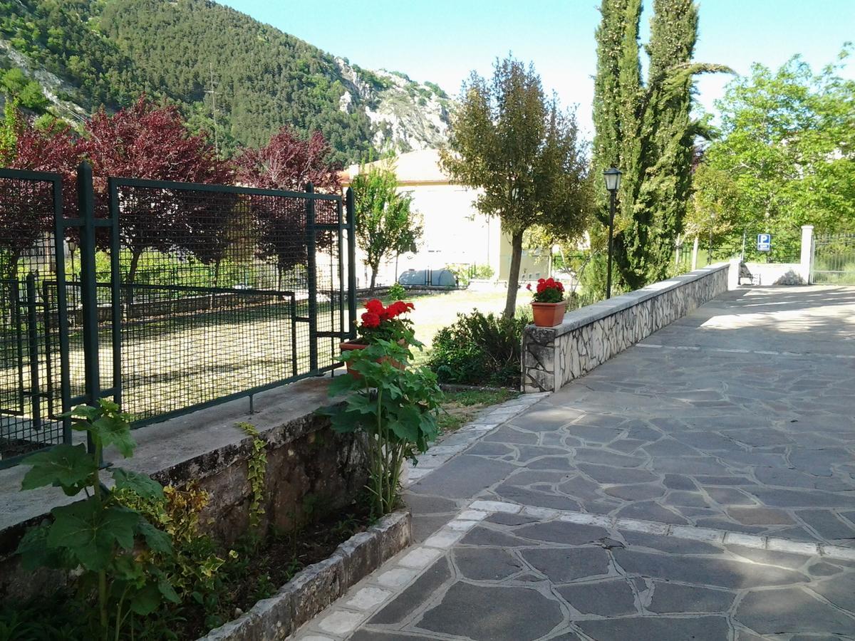 Casale Maginulfo Hotel Roccamandolfi Buitenkant foto