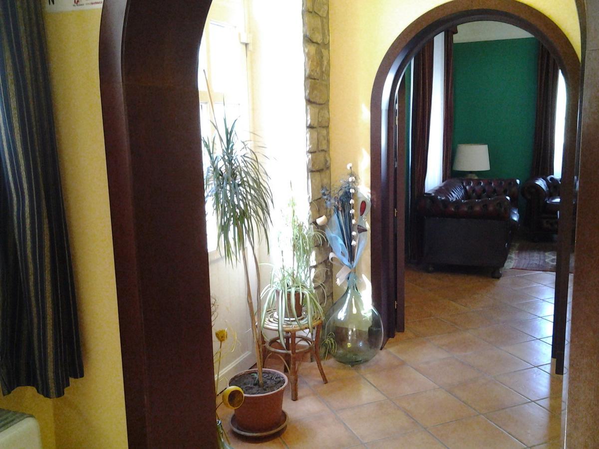 Casale Maginulfo Hotel Roccamandolfi Buitenkant foto