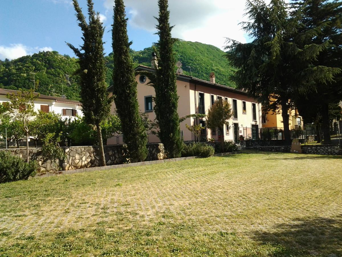 Casale Maginulfo Hotel Roccamandolfi Buitenkant foto