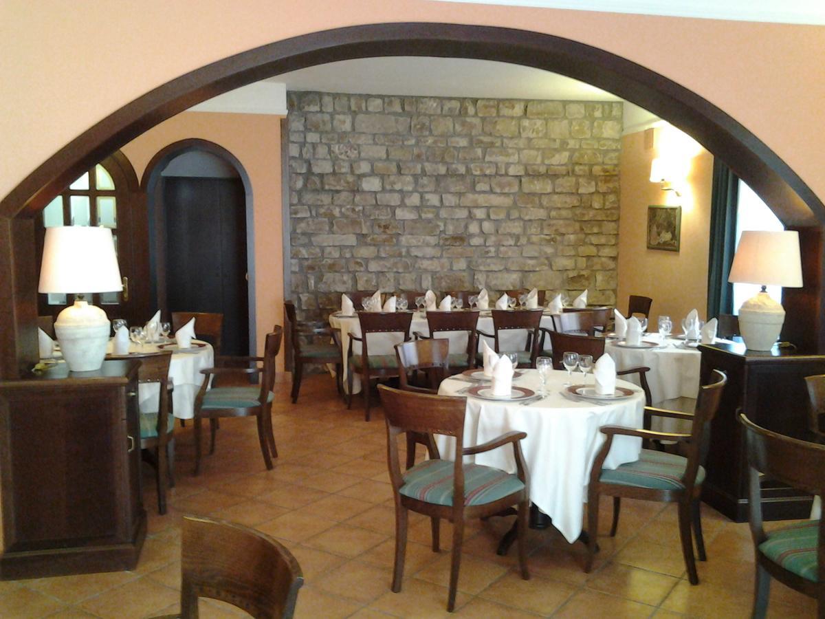 Casale Maginulfo Hotel Roccamandolfi Buitenkant foto