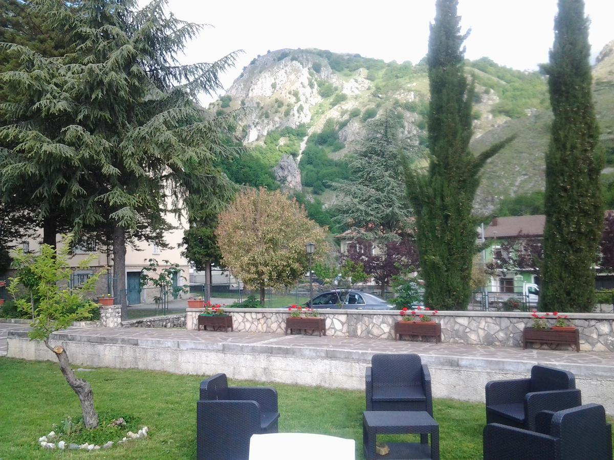 Casale Maginulfo Hotel Roccamandolfi Buitenkant foto